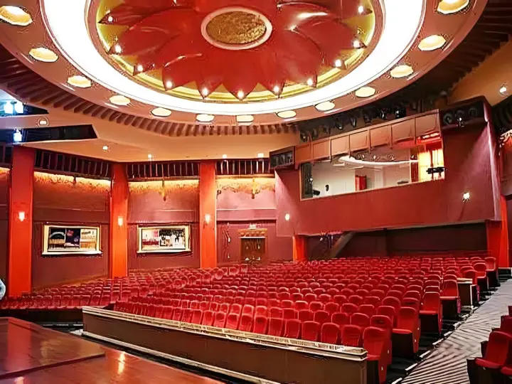 Чжэнчжоу: Dengfeng Chanwu Hotel