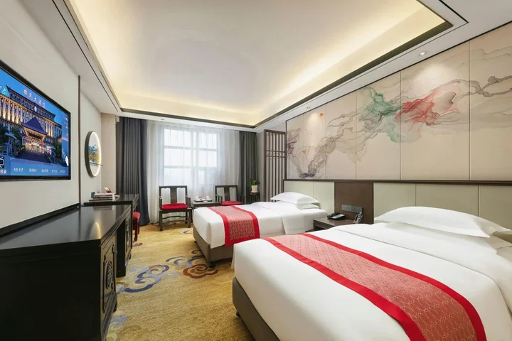 Чжэнчжоу: Dengfeng Chanwu Hotel