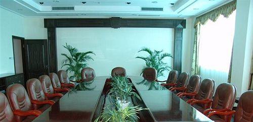 Наньтун: Qidong Xingdu Hotel