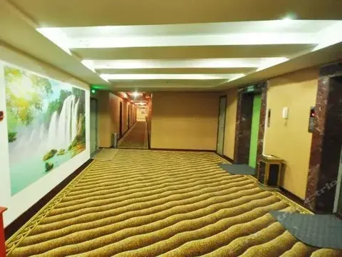 Лоян: Yuntian Hotel - Luoyang