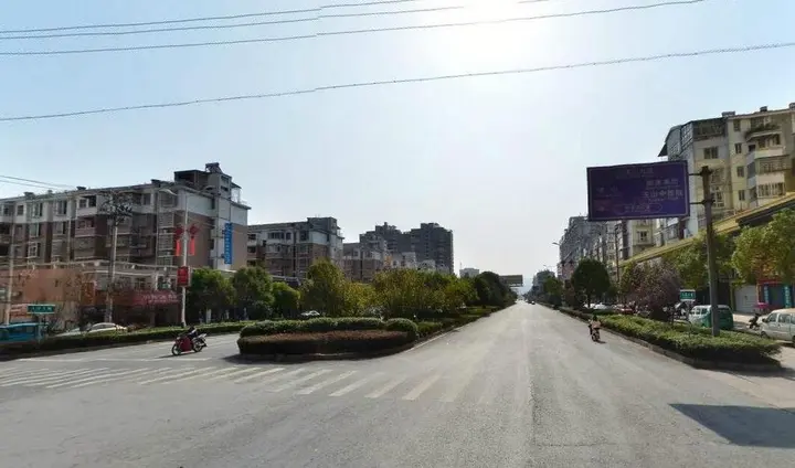 Шанграо: Yushan CountyJade Business Hotel Shangrao