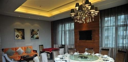 Эньши: Langman Hotel Enshi