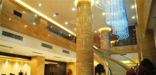 Шаоян: Zixin Hotel (Shaoyang High-speed Railway Station Central Hospital)