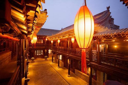 Цзиньчжун: New Dragon Gate Guest House