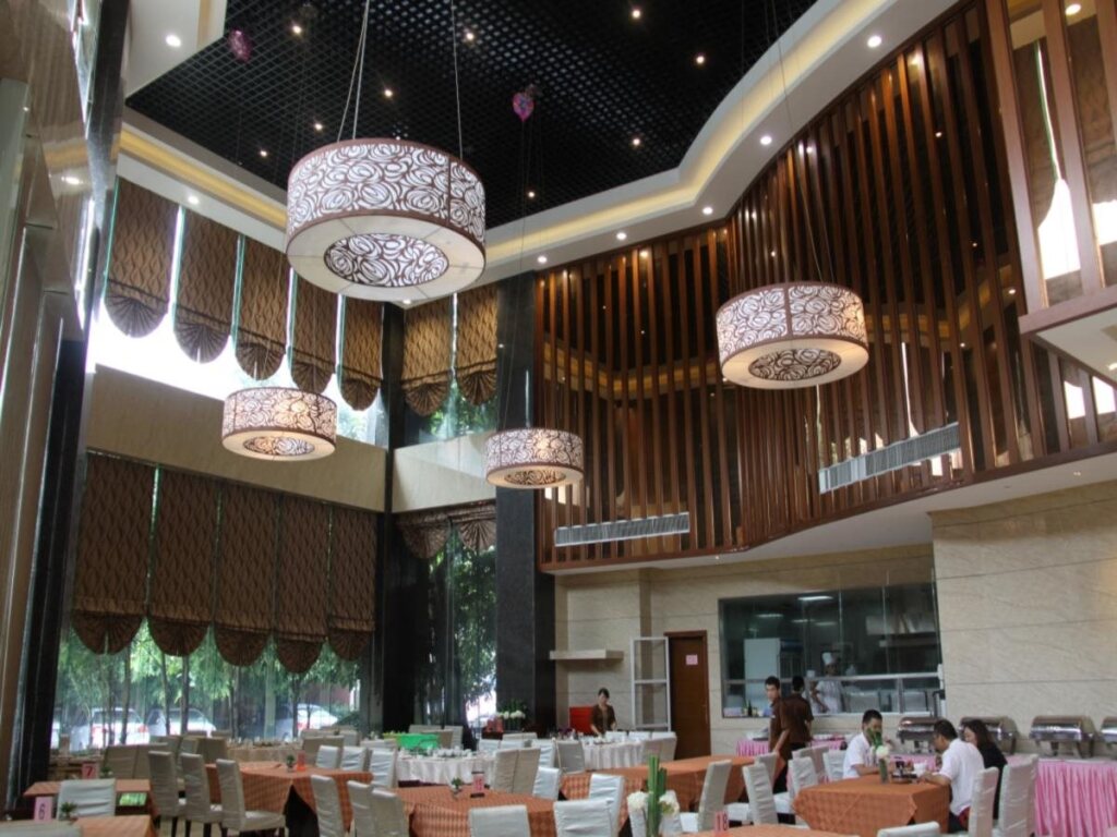 Наньнин: Asean International Hotel