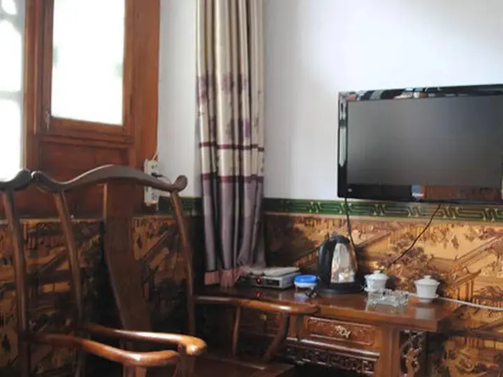 Цзиньчжун: Pingyao Woods Inn