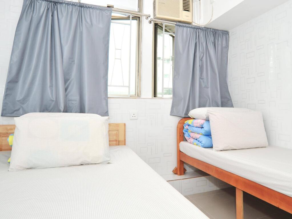 Коулун: Pioneer Hostel