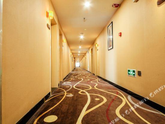 Цзинань: 7 Days Inn
