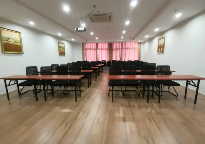 Чунцин: Hanting Hotel Chongqing Nanping Walking Street Center