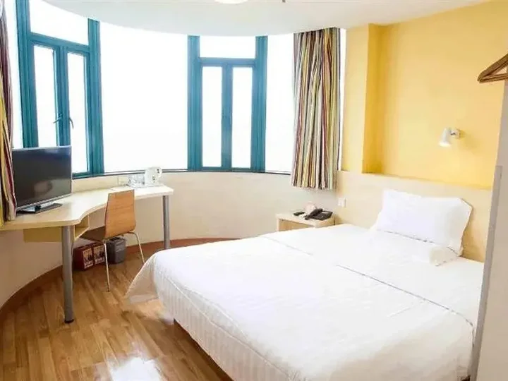 Шаогуань: 7Days Inn Chain Hotel (Shaoguan Fengcai Building Pedestrian Street)