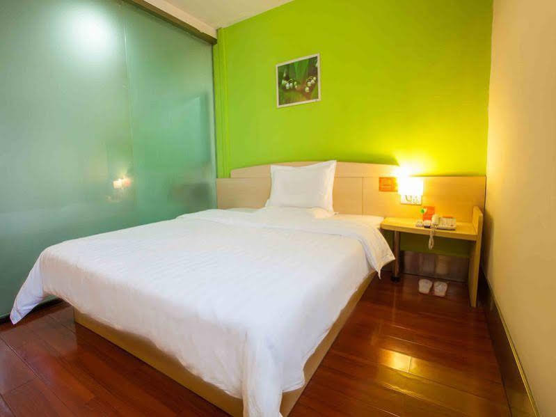 Чанша: 7 Days Inn Changsha Ying Bin Road Subway Branch