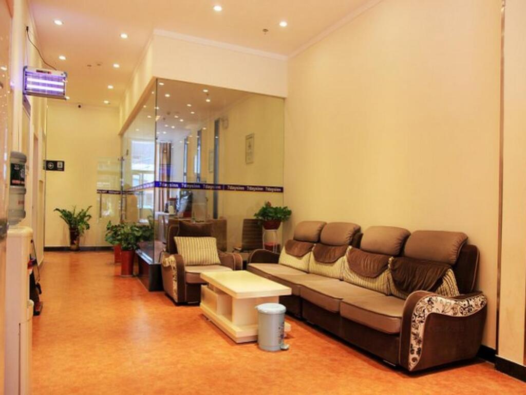 Ухань: 7 Days Inn Wuhan Jiangxia Zhifang Train Station