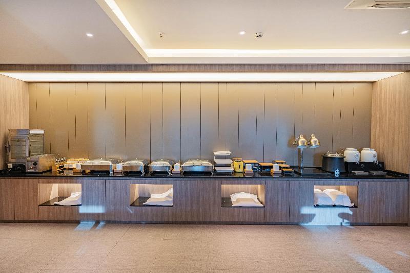 Шанграо: Hanting Hotel Shangrao Centre Square Zhongshan Road