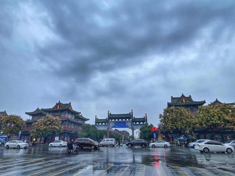 Кайфын: Hanting Hotel (Kaifeng Drum Tower)