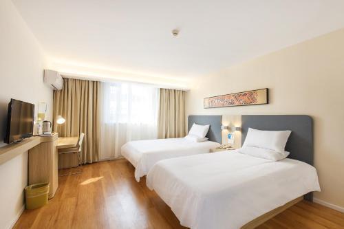 Иньчуань: Dongfang Hotel