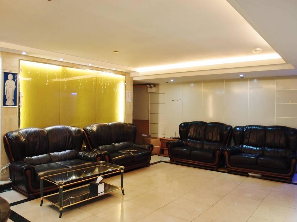 Гонконг: Dadol Hotel