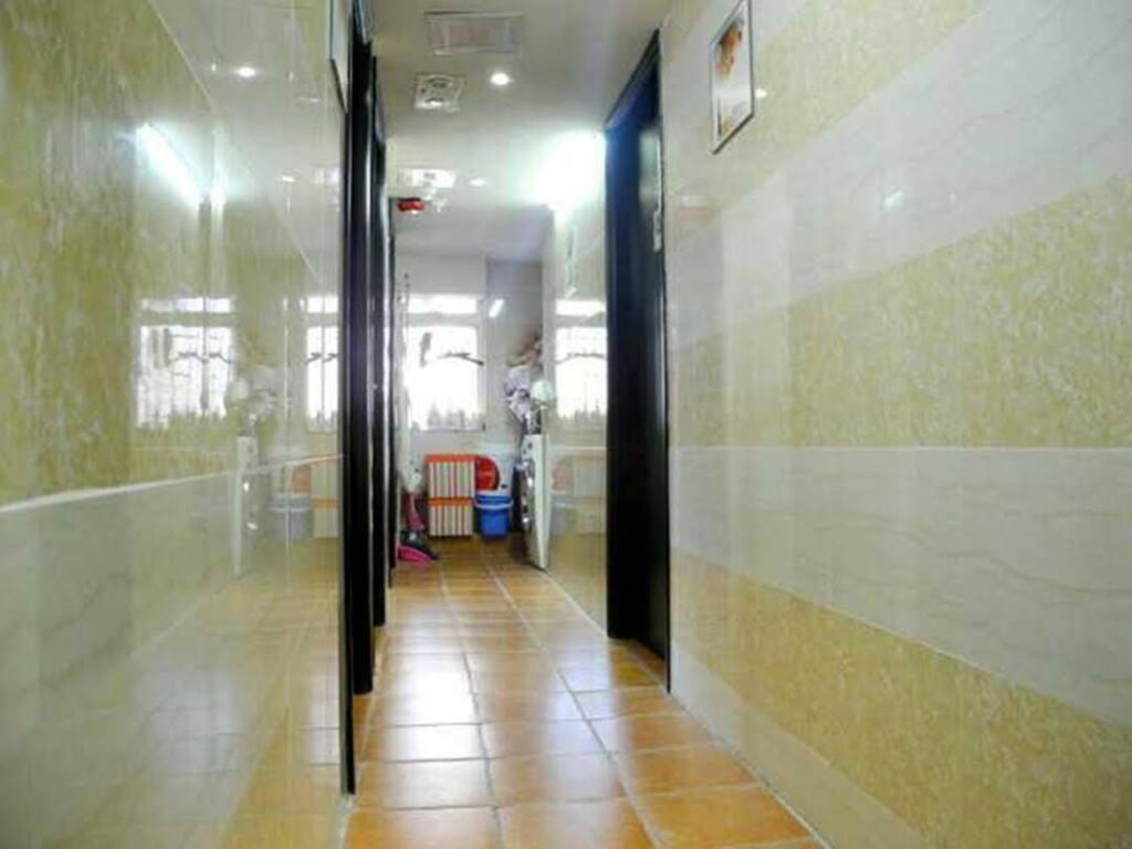 Коулун: Harbor Plaza Hostel - Yau Ma Tei