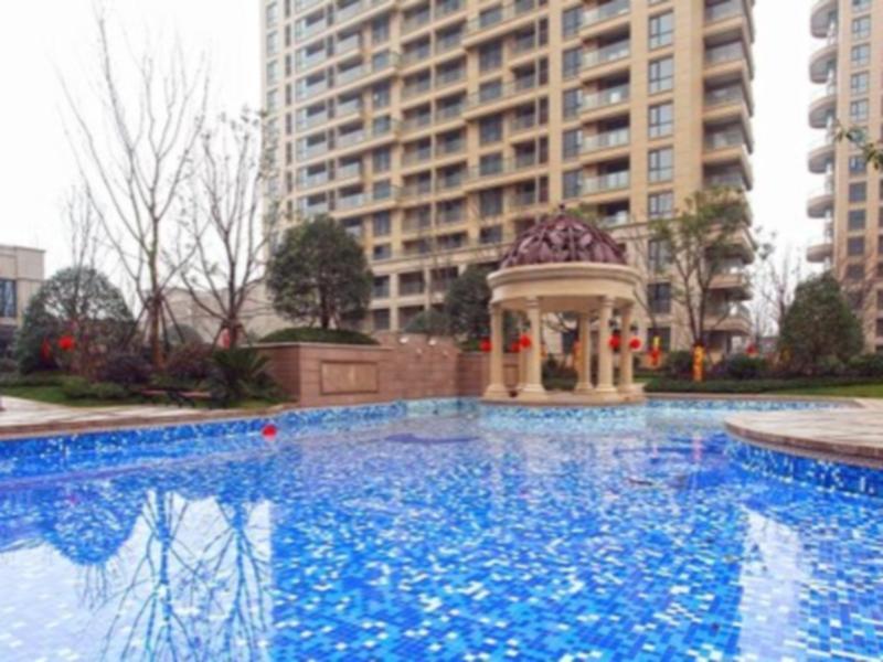 Дунъян: South River of Sweetom Hotels Tujias HengDian Zhejiang