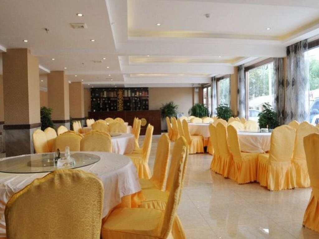 Шангри-Ла: 7 Days Inn Shangri-La Ancient City