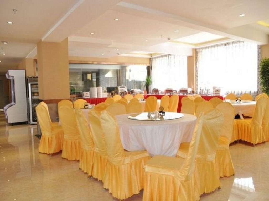 Шангри-Ла: 7 Days Inn Shangri-La Ancient City