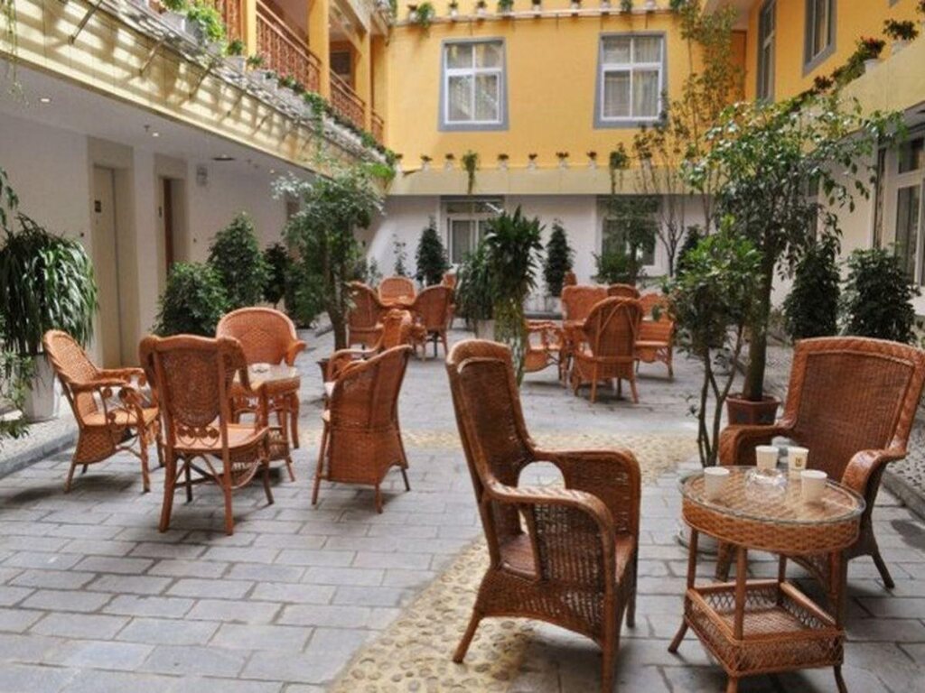 Шангри-Ла: 7 Days Inn Shangri-La Ancient City