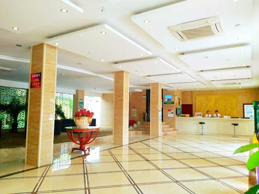 Цзеян: GreenTree Inn (Puning High-speed Railway Station International Commodity City)