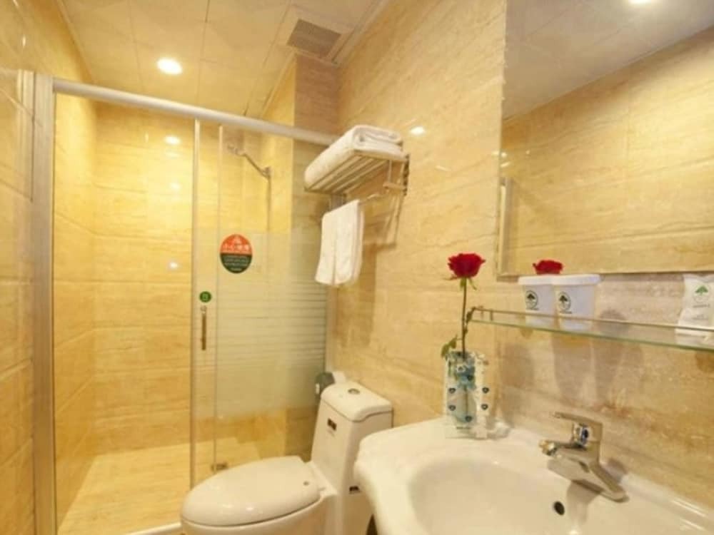 Цзеян: GreenTree Inn (Puning High-speed Railway Station International Commodity City)