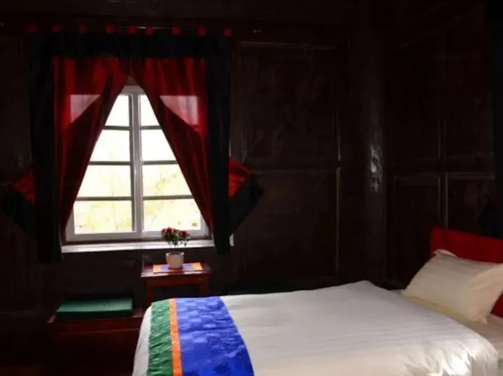 Шангри-Ла: Shangri-la Bodhi Retreat