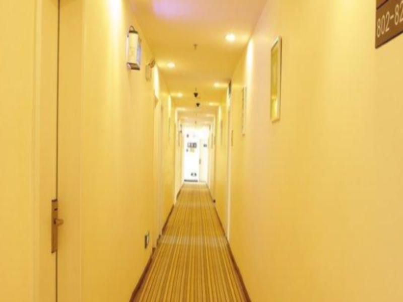 Лоян: 7 Days Inn Luoyang Wangcheng Park Branch
