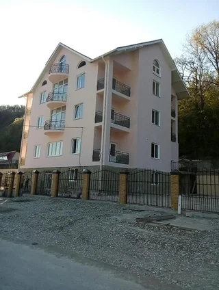 Дедеркой: Guest House Triumph