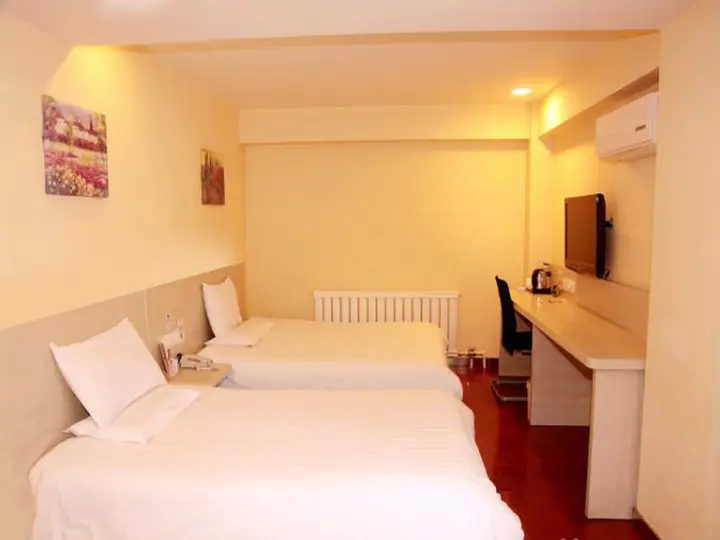 Шэньян: Hanting Hotel Shenyang North Train Station Hui Gong