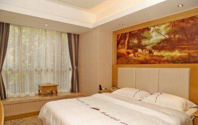 Шэньчжэнь: Colourful Inn Shenzhen Yijing Huayuan