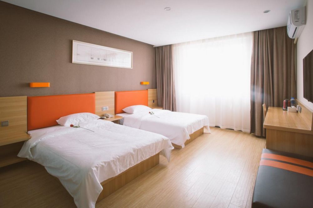 Лоян: 7 Days Premium Luo Yang Wan Da Plaza Branch