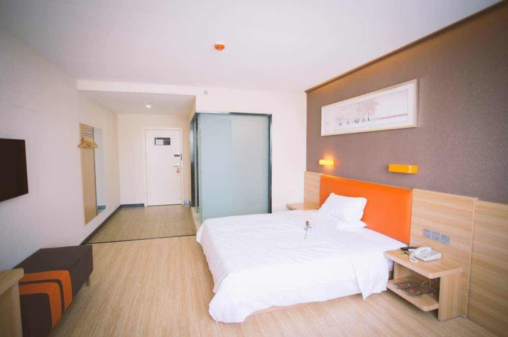 Лоян: 7 Days Premium Luo Yang Wan Da Plaza Branch