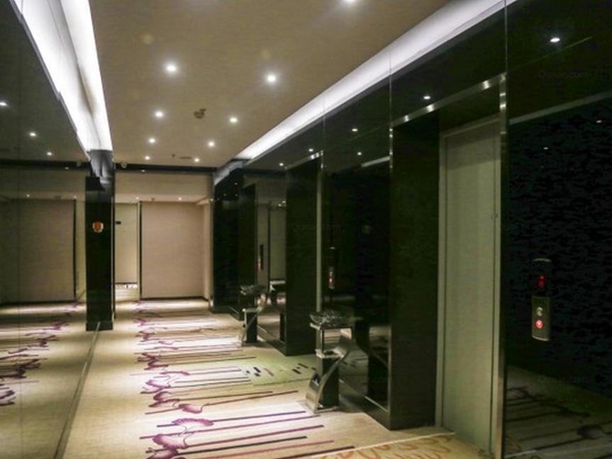 Далянь: LAVANDE Hotel Dalian Huanan Square North Railway Station