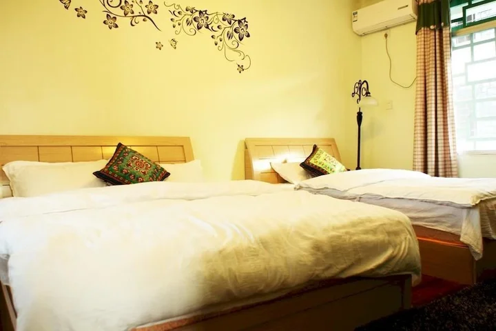 Сичан: Deng Ba Lugu Lake Youth Hostel