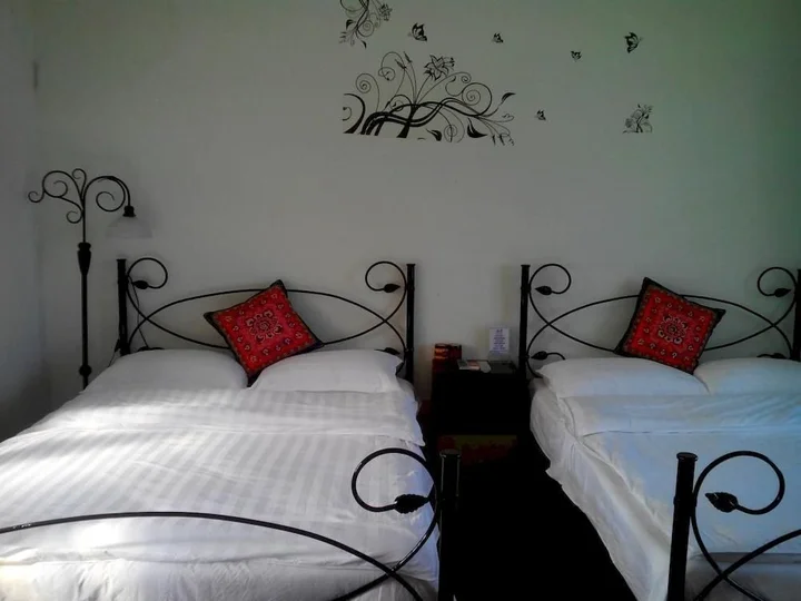 Сичан: Deng Ba Lugu Lake Youth Hostel