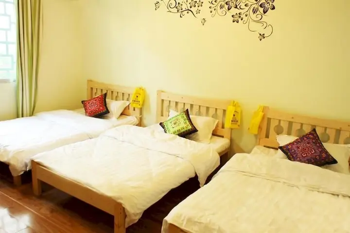 Сичан: Deng Ba Lugu Lake Youth Hostel