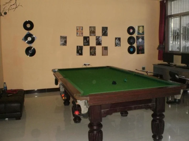 Вэйнань: Huayi Youth Hostel