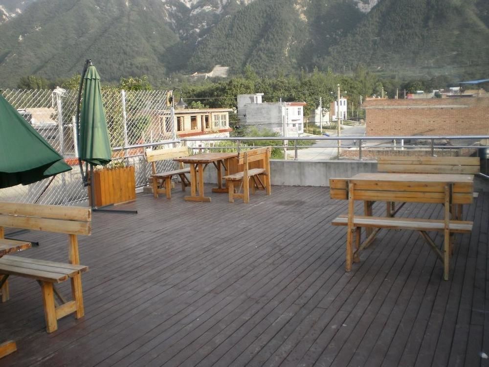 Вэйнань: Huayi Youth Hostel