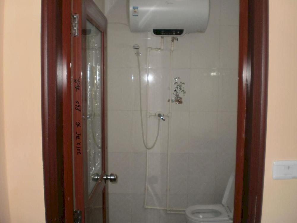 Вэйнань: Huayi Youth Hostel