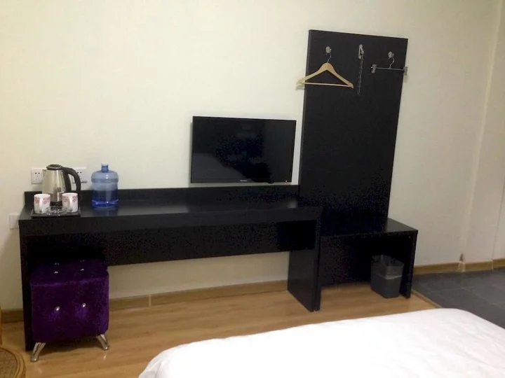 Цзинин: City 118 Chain Hotel Yanzhou huochezhan Xinglong Temple