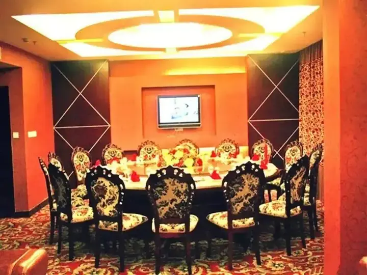 Шанграо: Peace International Hotel - Shangrao