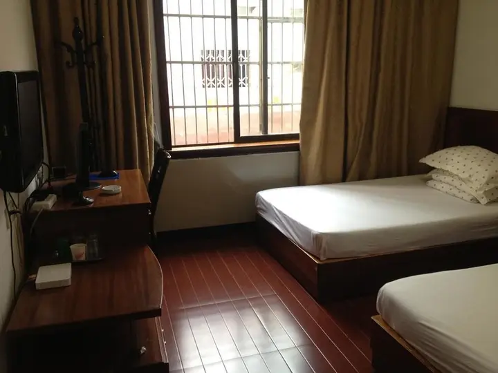 Нинбо: Fenghua Huangfu Hostel