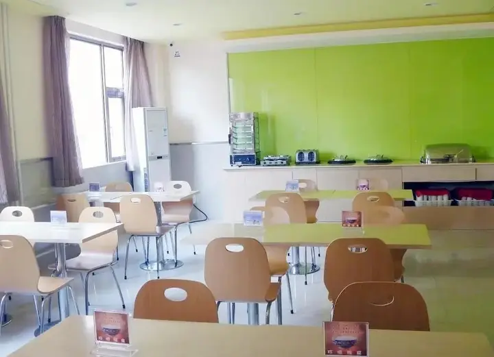 Цзинин: Grace Inn Zoucheng Yishan Road