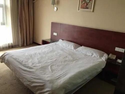 Ухань: Super 8 Hotel