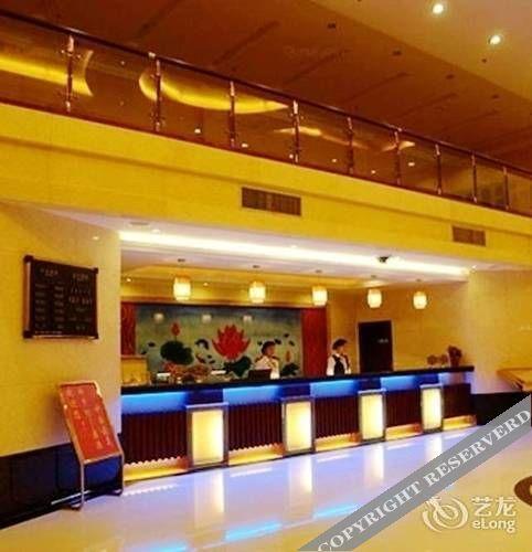 Шанграо: Ziyang Hotel