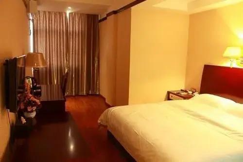 Миян: Mile Sea View Villa Hotel