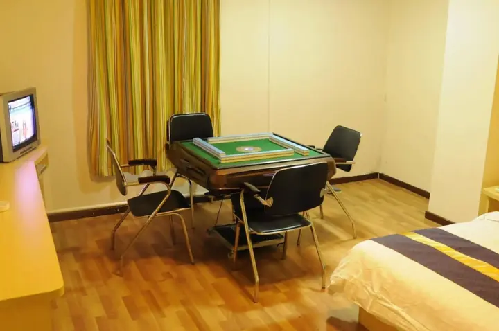 Хойчжоу: Yuanman Hotel Huizhou Yongwang Plaza