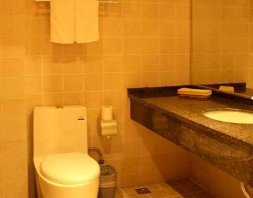 Яньчэн: Chengji Business Hotel